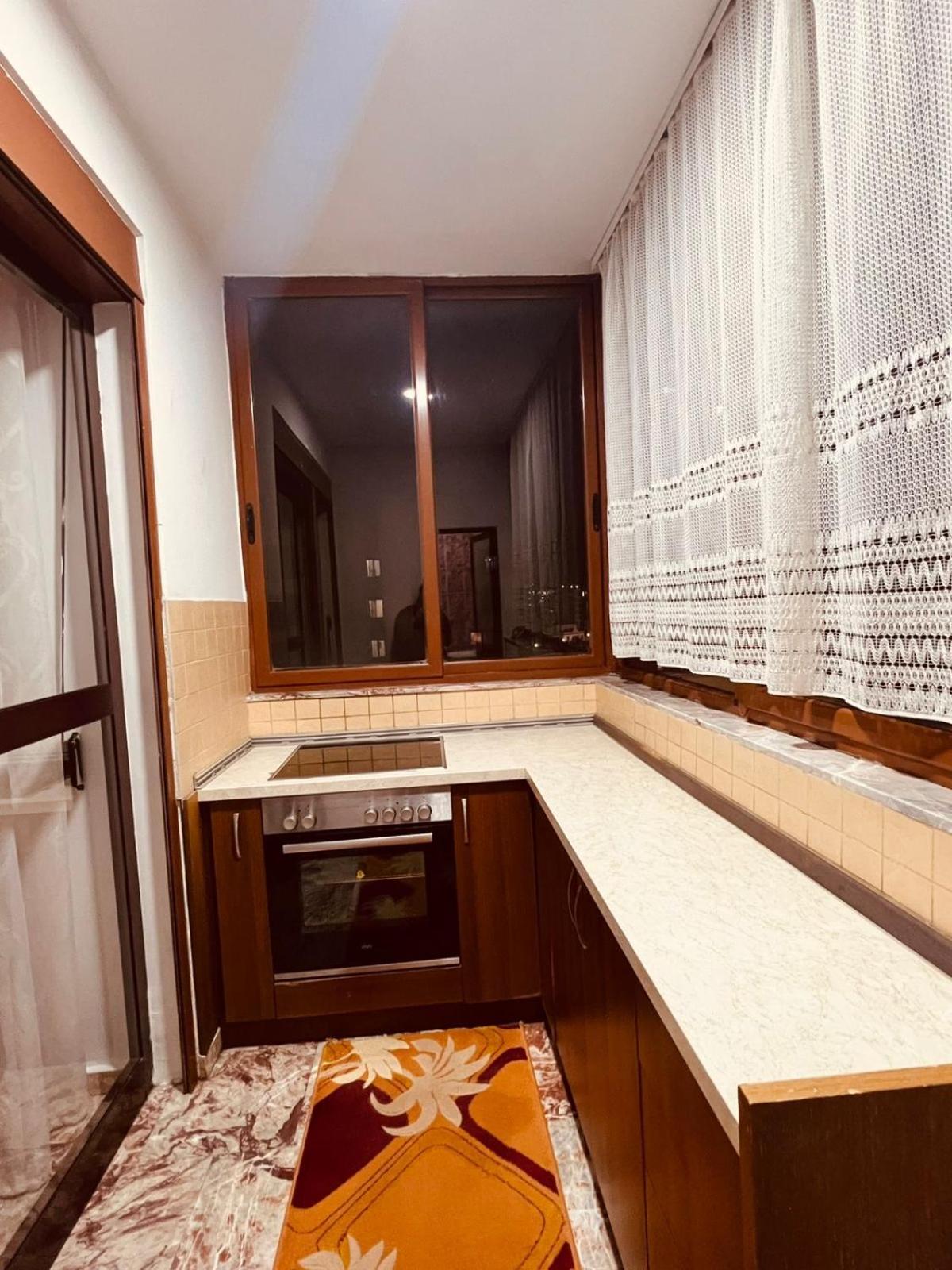 Klevi Apartamento Tirana